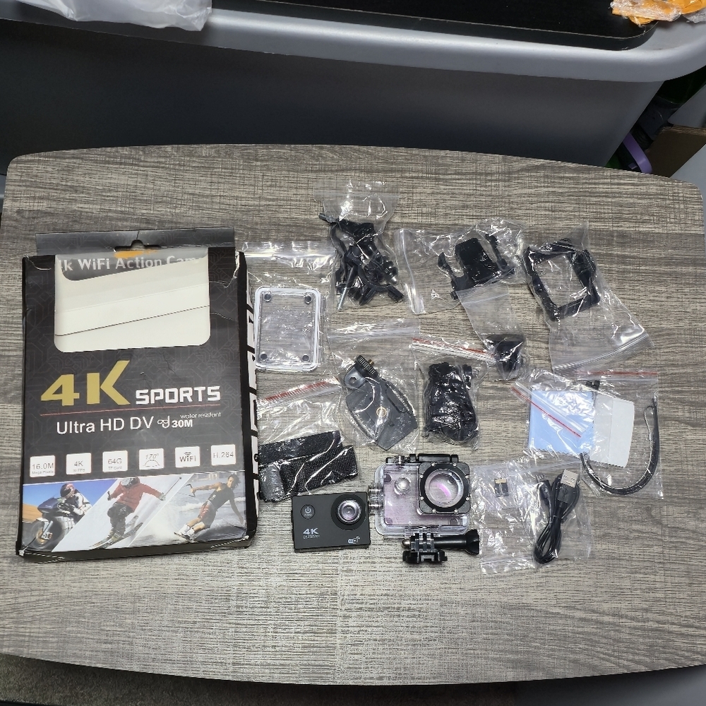 4K Sports 30M Water Resistant Camera 64G Wifi - Picture 5 of 7